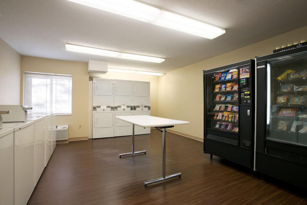 Mainstay Suites Detroit Auburn Hills Eksteriør billede
